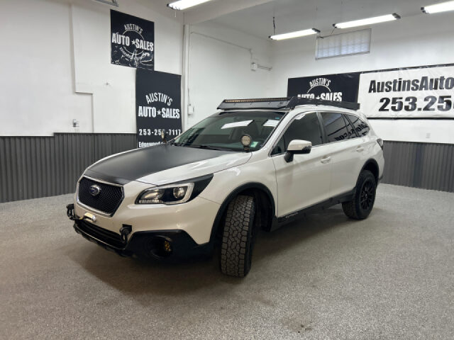 2017 Subaru Outback 3.6R Limited Crossover Image 3