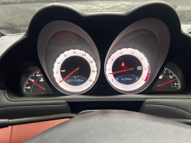 2011 Mercedes-Benz SL-Class SL 550 Image 12