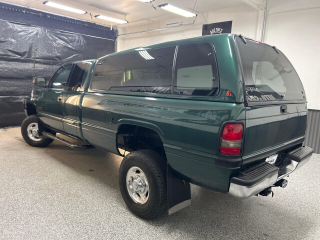 2002 Dodge Ram 2500 SLT Plus Extended Cab Image 4