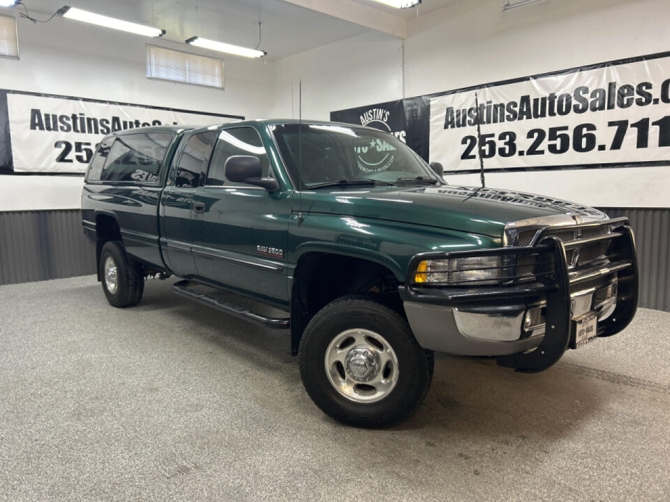 2002 Dodge Ram 2500 SLT Plus Extended Cab Upper Image 1