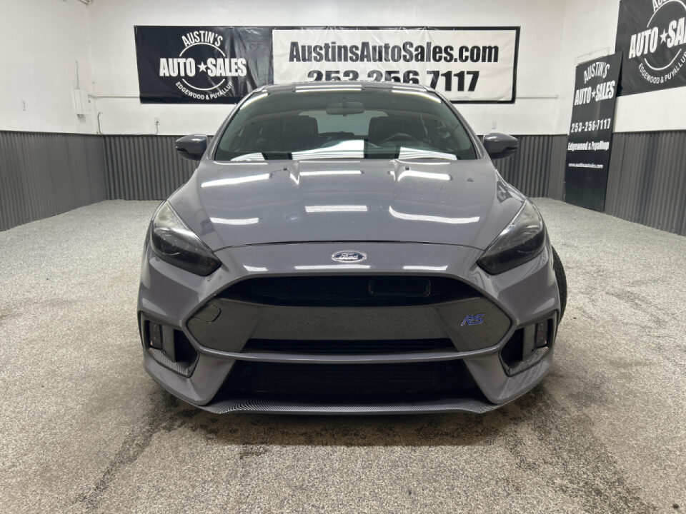 2017 Ford Focus RS Upper Image 2