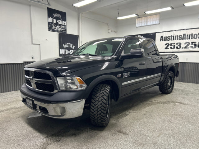 2015 Ram 1500 Tradesman Crew Cab Image 3