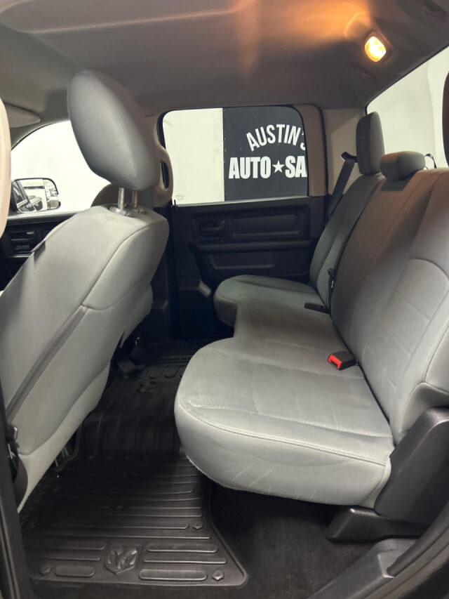 2015 Ram 1500 Tradesman Crew Cab Image 10