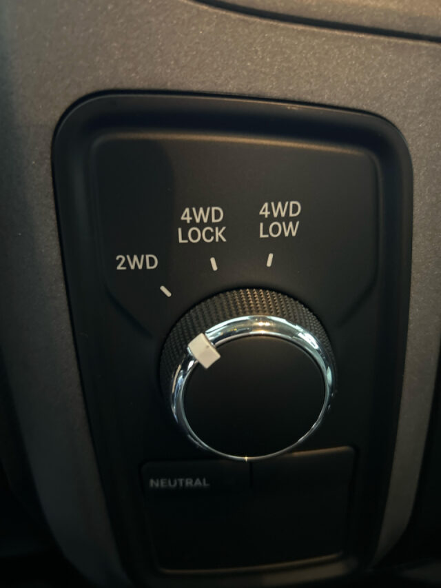 2015 Ram 1500 Tradesman Crew Cab Image 16