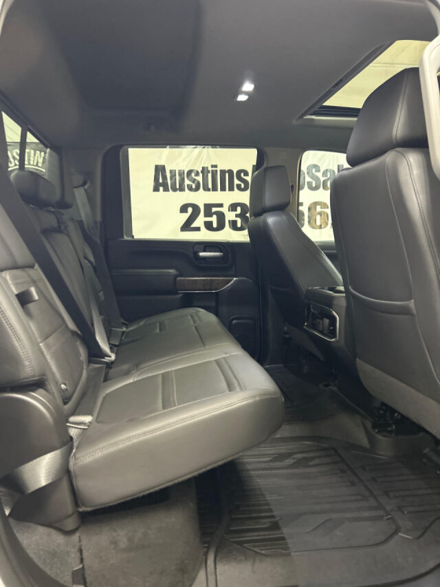 2020 GMC Sierra 2500HD Denali Crew Cab Image 13
