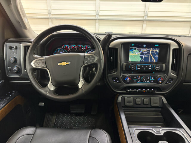 2015 Chevrolet Silverado 3500HD LTZ Crew Cab Image 10