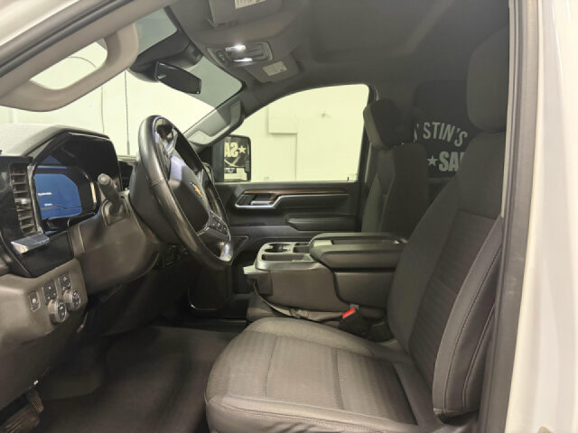 2024 Chevrolet Silverado 2500HD LT Crew Cab Image 18