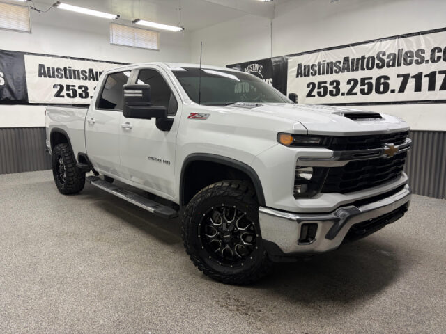 2024 Chevrolet Silverado 2500HD LT Crew Cab Image 1
