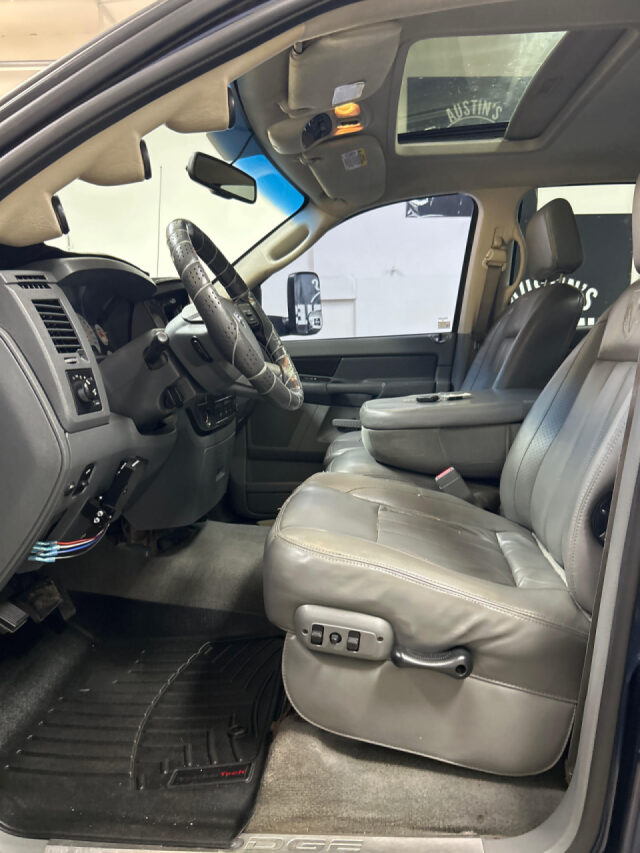 2006 Dodge Ram 2500 Laramie Quad Cab Image 8