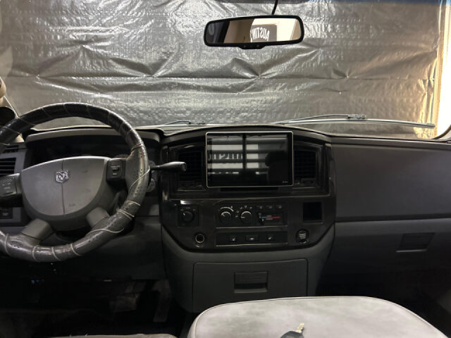 2006 Dodge Ram 2500 Laramie Quad Cab Image 11