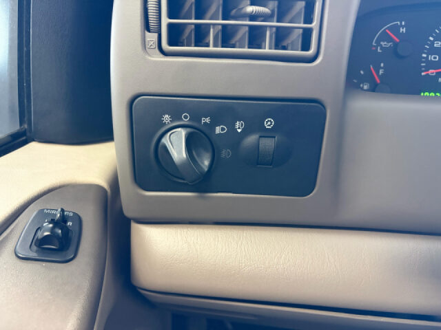 2004 Ford F-250 Super Duty Lariat SuperCab Image 16