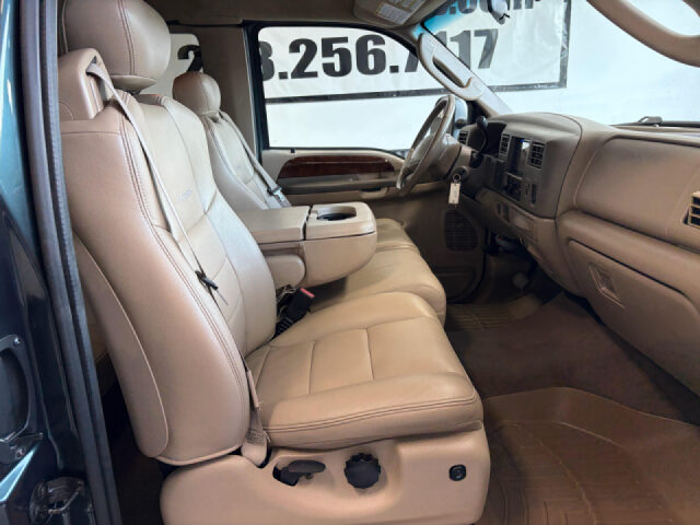 2004 Ford F-250 Super Duty Lariat SuperCab Image 22