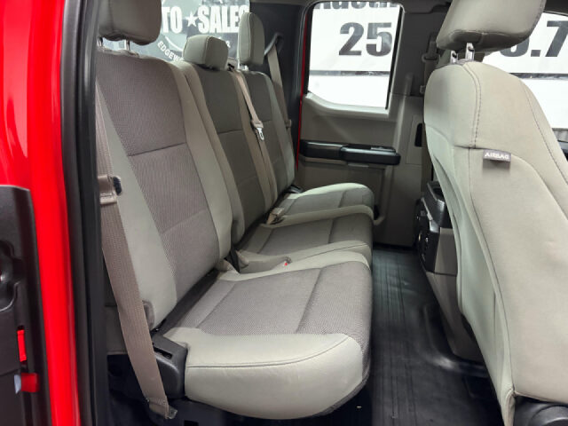 2016 Ford F-150 XL SuperCab Image 20