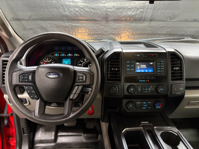 2016 Ford F-150 XL SuperCab Image 10