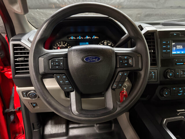 2016 Ford F-150 XL SuperCab Image 11